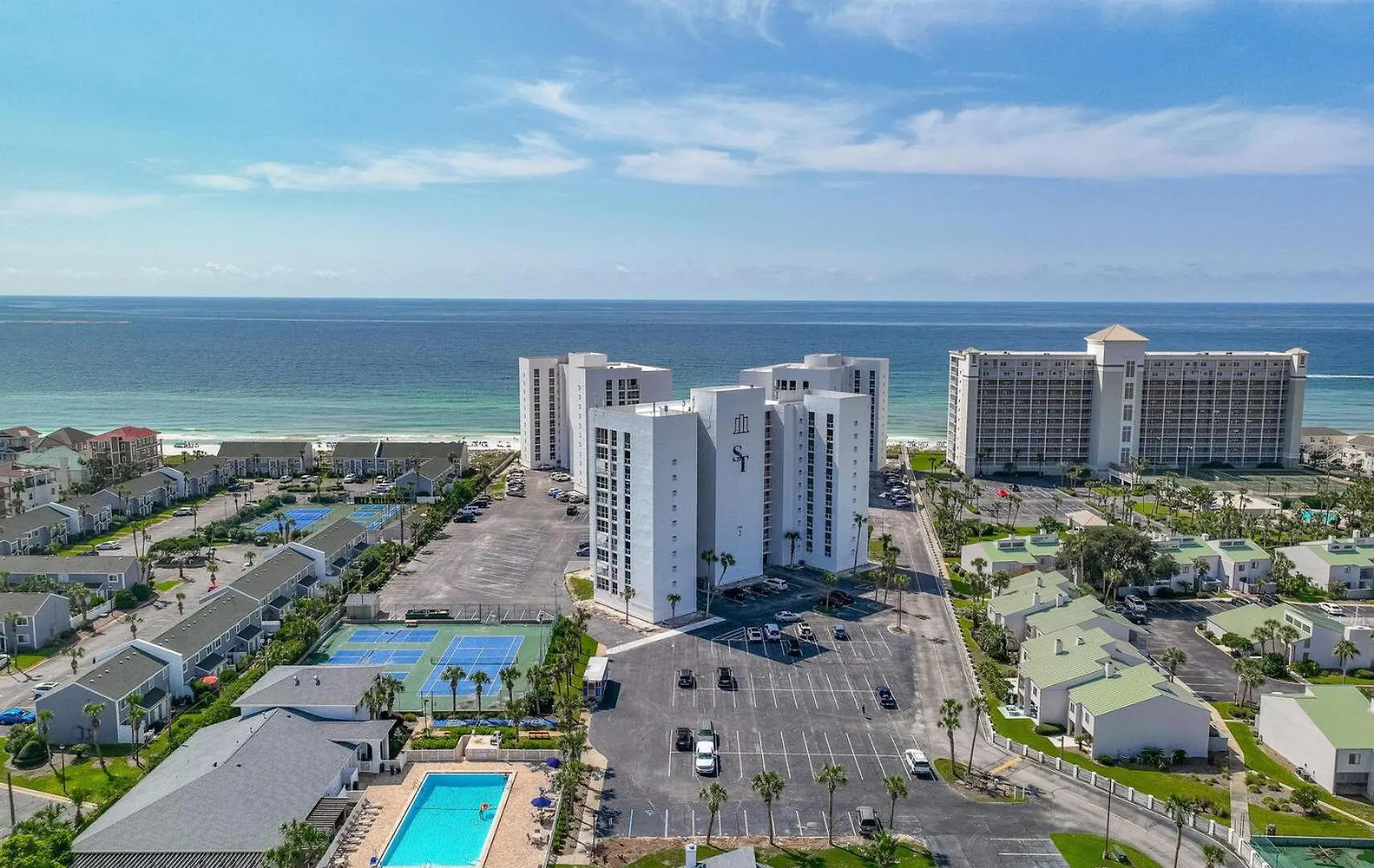 Holiday home Shoreline Towers 3071 Gulf View Beach Access Destin